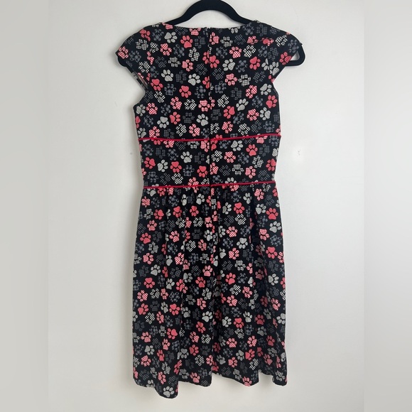 Retrolicious Black & Red Paw Print Fit & Flare Pinup Rockabilly Cotton Dress S - Picture 4 of 10